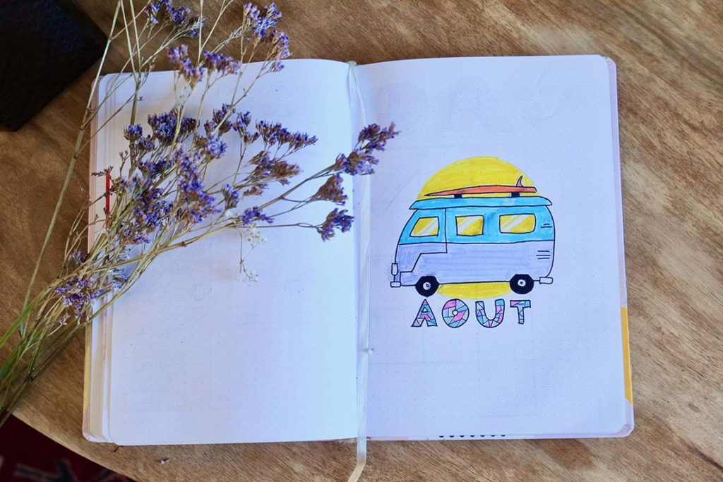 Août dans mon bullet journal : ma mise en page autour du surf